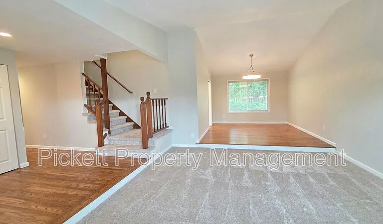 8067 Daniel Pl NW — Photo 9