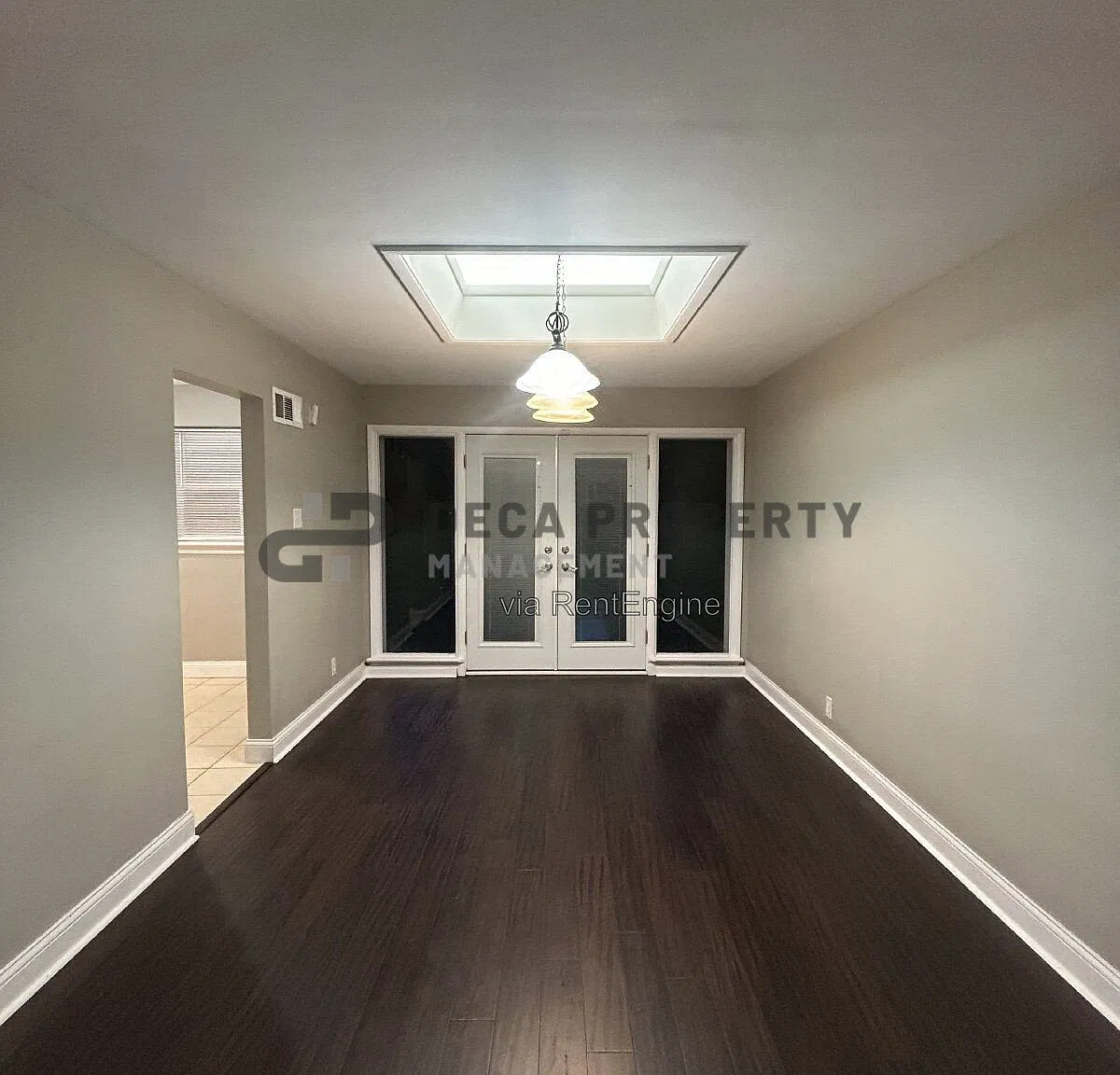 3 bed, 1.5 bath, 1578 sqft, $2,295 — Photo 3