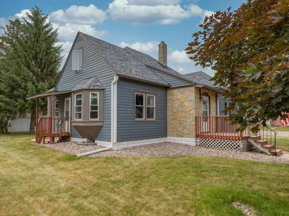 507 N Mantorville Ave, Kasson, MN 55944