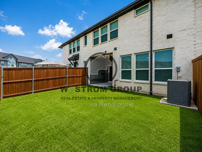 8816 Enclave Way — Photo 30