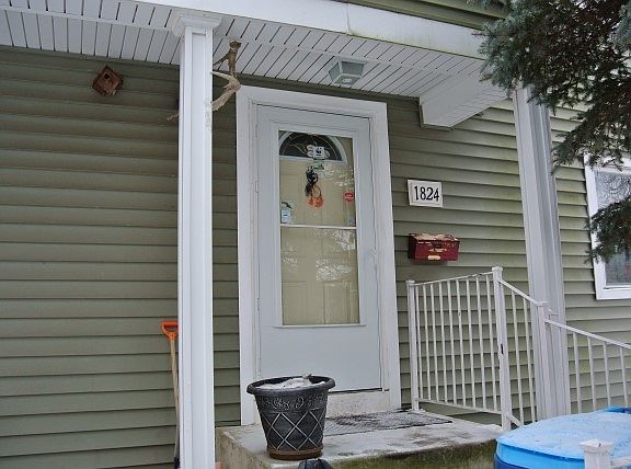 4th image of 1824 Carlisle Ct
