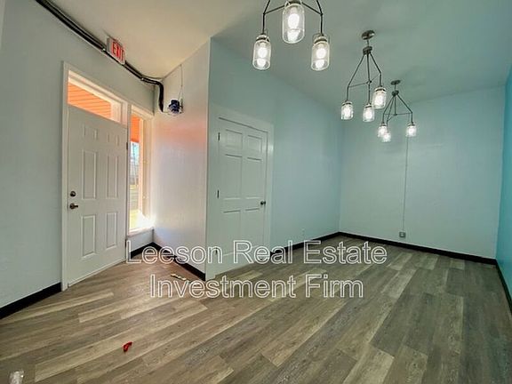 4th image of 218-228 N Market St #226