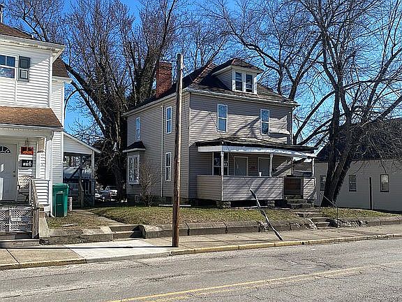 3rd image of 1510 Lynn St