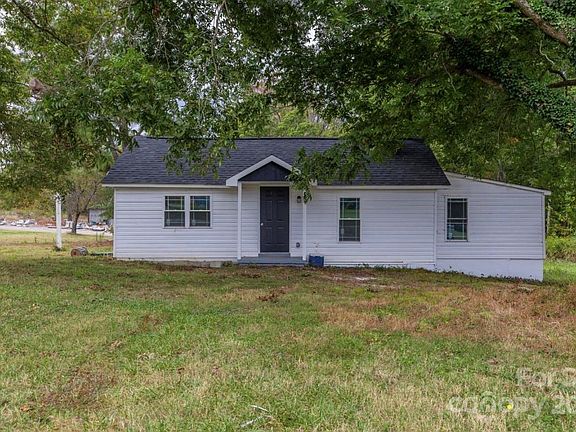 2nd image of 107 Old Rocky Ford Ln