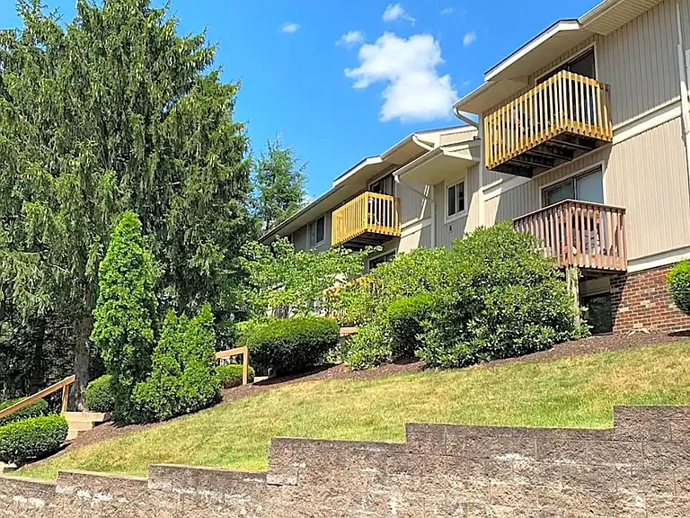 274 Evergreen Run — Photo 1