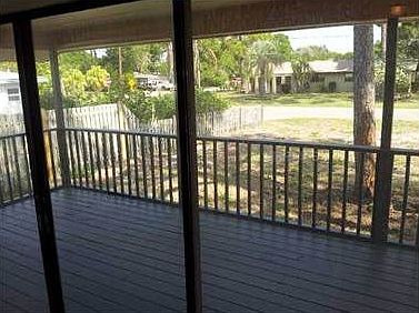 5th image of 412 67th Avenue Dr W