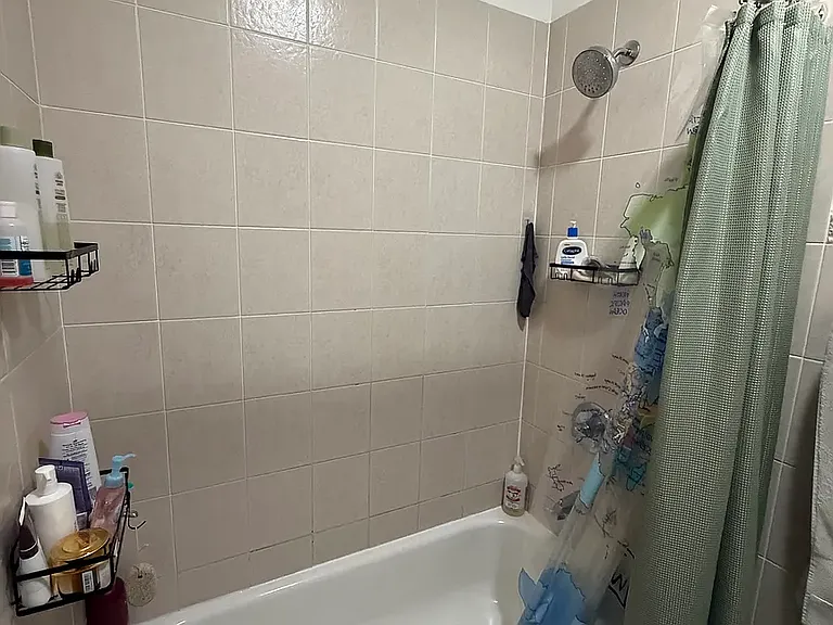 277 Devoe St #3 — Photo 8
