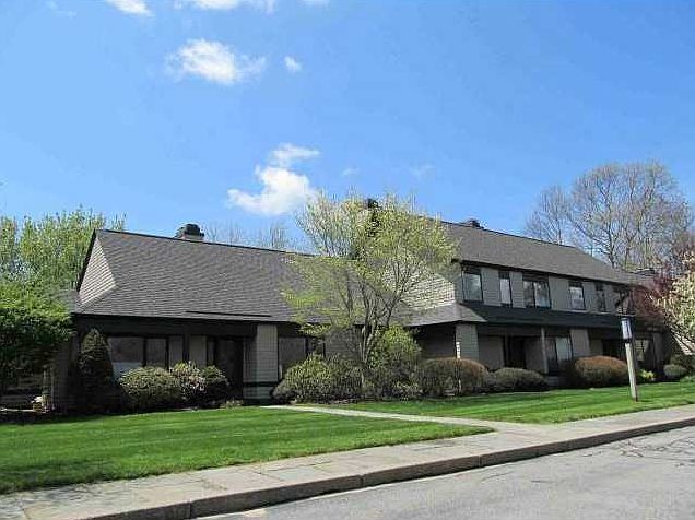 1st image of 6 Baldwin Ct #6