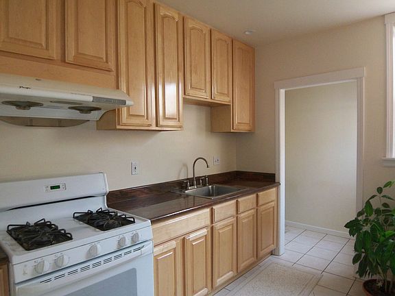 2nd image of 1758 22nd Ave