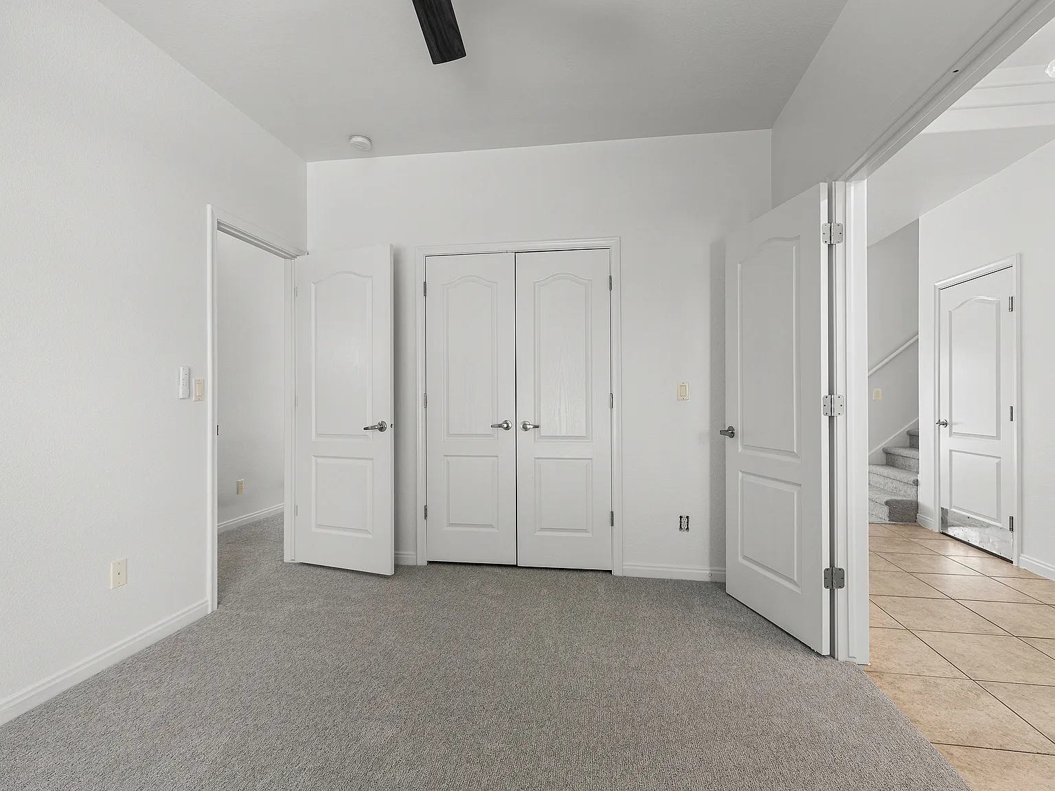 4 bed, 2110 sqft, $2,850 — Photo 4