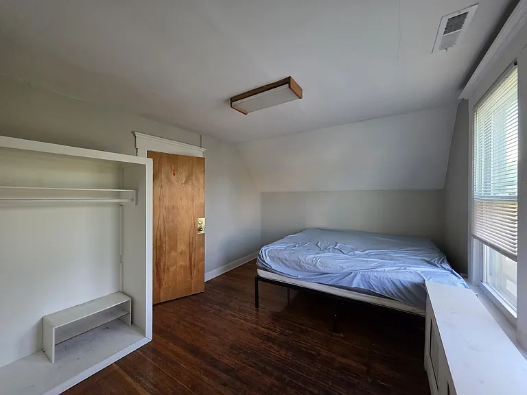 64 Stanley St #3A — Photo 8