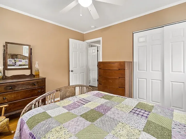 1184 Glenwood Dr — Photo 8