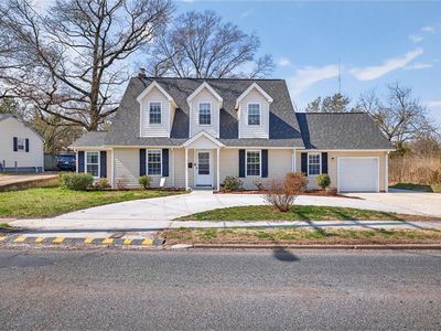 1530 Bainbridge Blvd, Chesapeake, VA, 23324