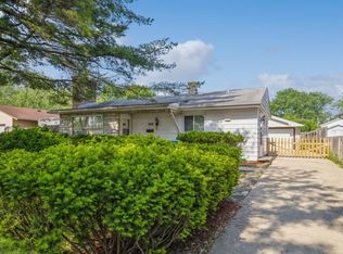 268 E Wayne Pl, Wheeling, IL 60090