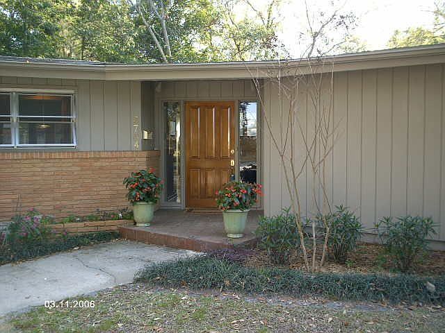 Classic Mid-CentModern