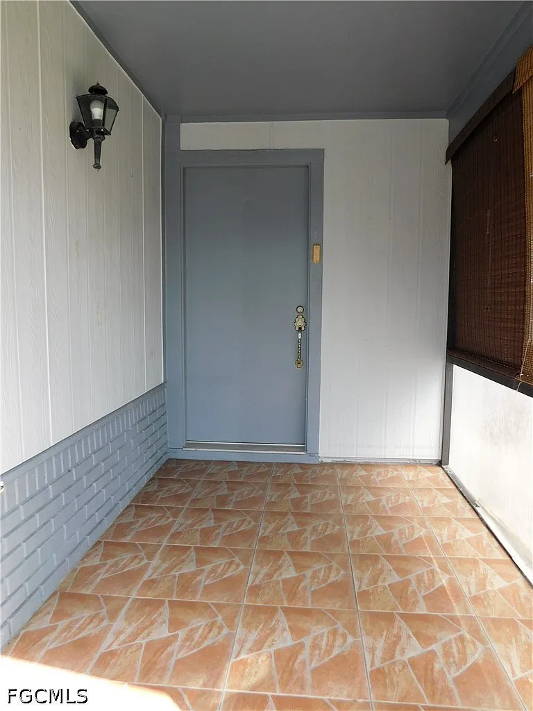 2 bed, 2.0 bath, 1014 sqft, $1,200 — Photo 3