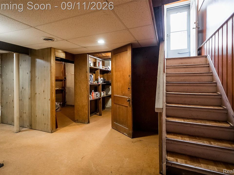 24031 Seneca Ave, photo 19