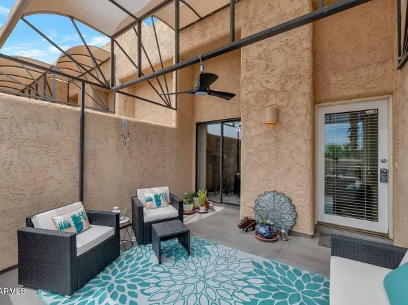 16107 E EMERALD Drive #204, Fountain Hills, AZ 85268
