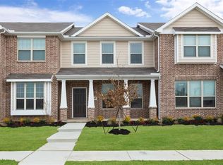 2208 Greystone Dr, Denton, TX 76207