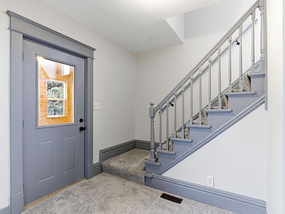 5th image of 902 Dodd Rd