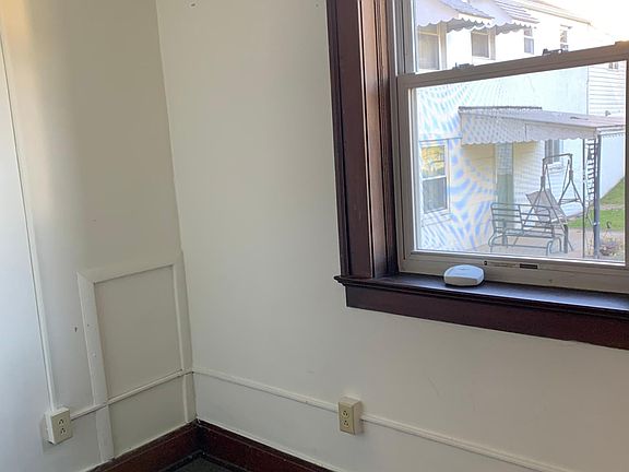 5th image of 1501 Morgantown Ave #31