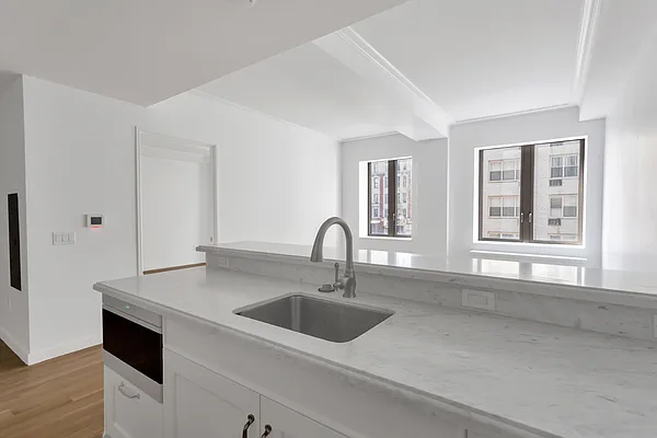 Rented by RELO REDAC INC. | media 17