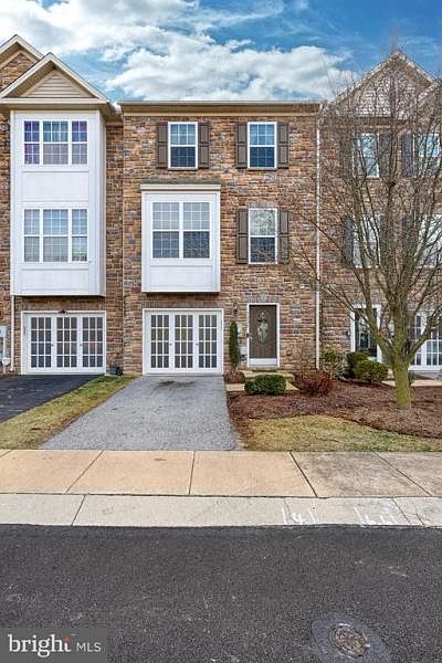 1st image of 1220 Stonehaven Way #67
