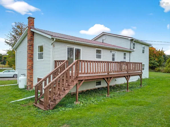 2447 Highway 376, Lyons Brook, NS B0K 1H0