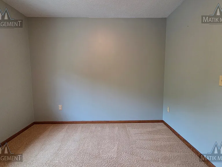 703 Northern Hills Dr NE — Photo 30