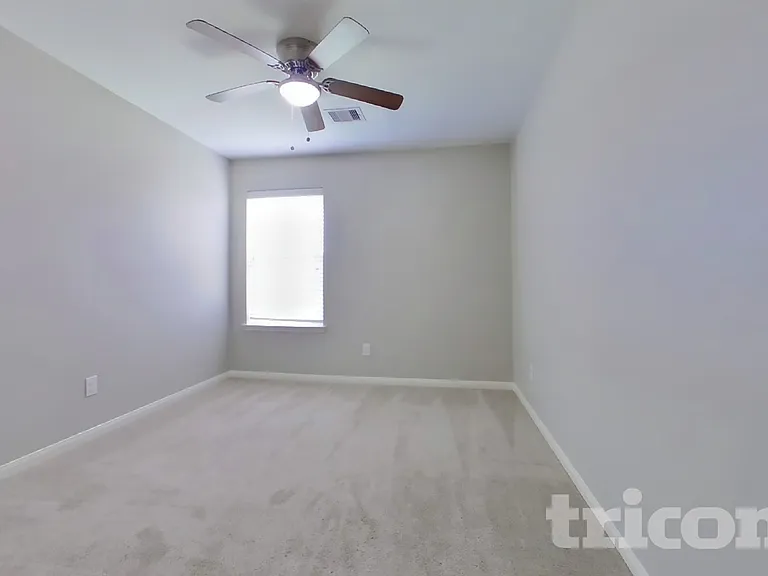2437 Regatta Ln — Photo 18