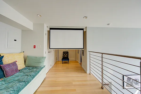 Sold by Keller Williams Realty Landmark II | media 12