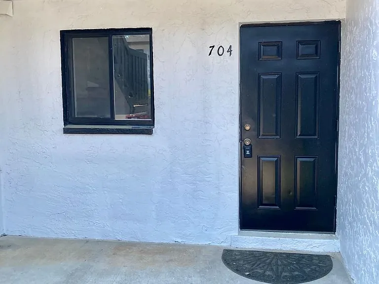 704 Windsong Cir — Photo 1