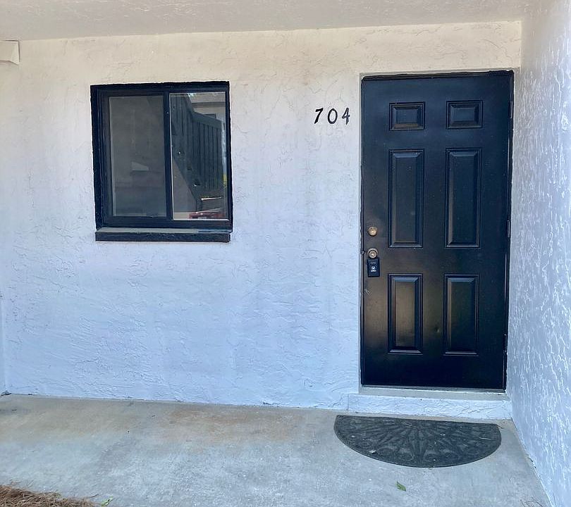 1st image of 704 Windsong Cir
