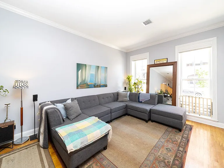 261 Grove St #2 — Photo 2