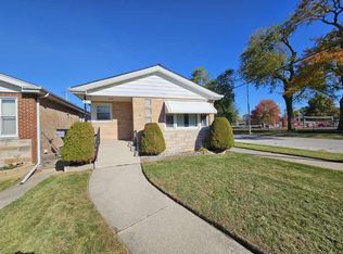 302 153rd St, Calumet City, IL 60409