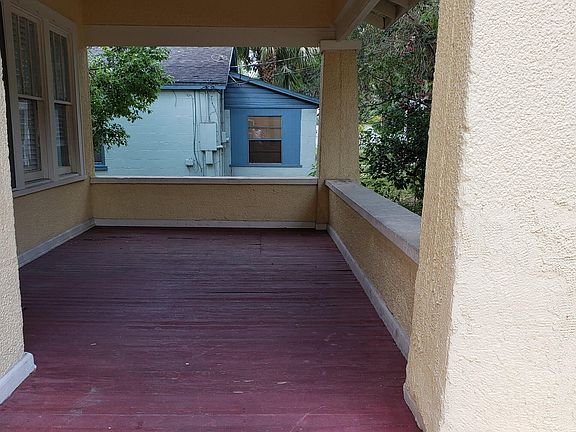 2nd image of 211 E Voorhis Ave
