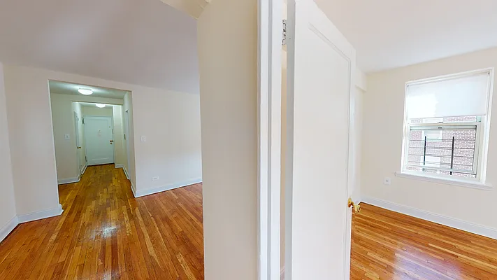 Rented by Revona Properties | media 7