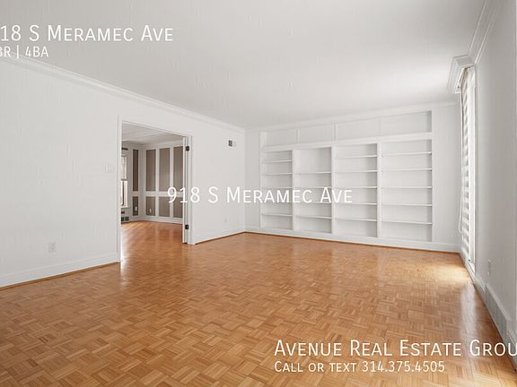 3rd image of 918 S Meramec Ave