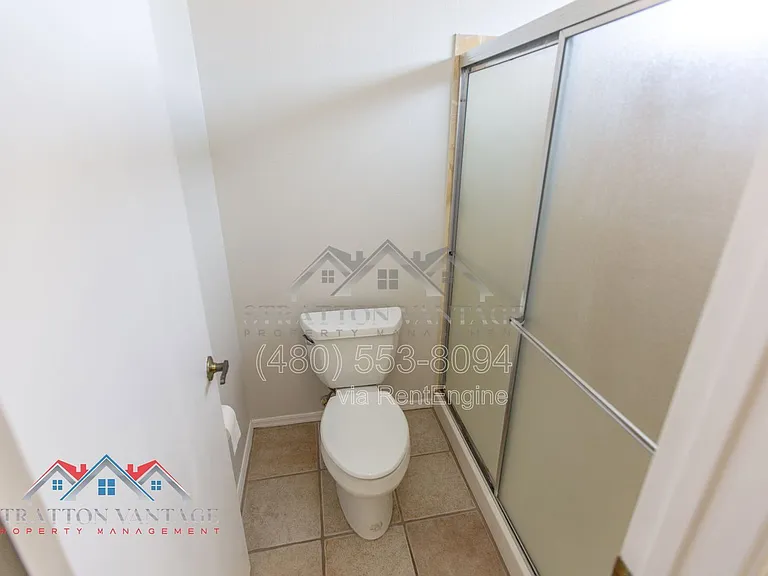 10700 E Hope Dr — Photo 37