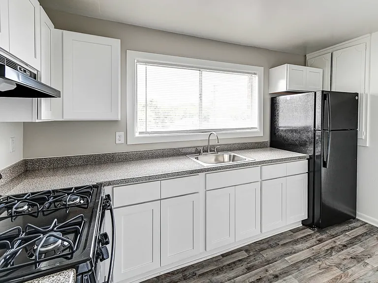 Summit Point Apartments