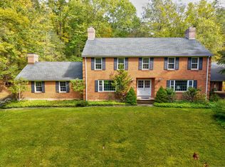 300 Ives St, Hamden, CT 06518