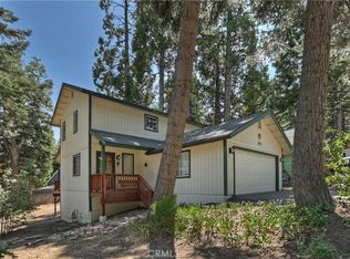 31425 Oak Leaf Dr, Running Springs, CA 92382