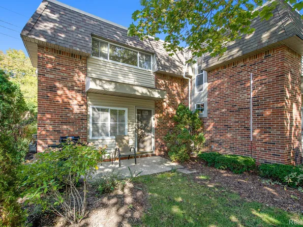 576 Kellogg St, Ann Arbor, MI 48105