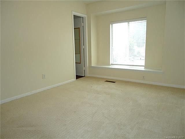 1st image of 1083 Sardis Cove Dr