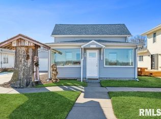 912 River St, Sabula, IA 52070