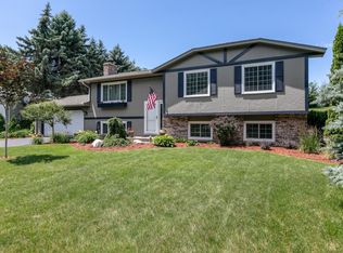 13416 Penn Ave S, Burnsville, MN 55337