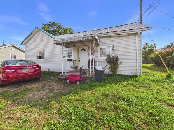 714 Elm St W, Huntington, WV 25704