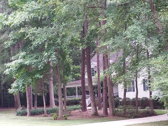 Front House Drive Sideview