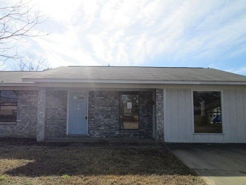 1st image of 547 Oakhill Pl