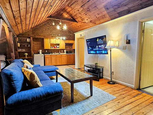 88 Madison Ave Photo 1
